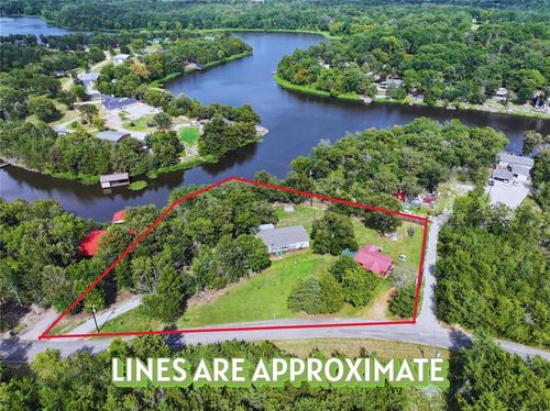 1031 S Main St, Fort Towson, OK, 74735-5002 | Card Image