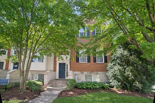 234 Cassidy Ln, Elgin, IL, 60124-3812 | Card Image