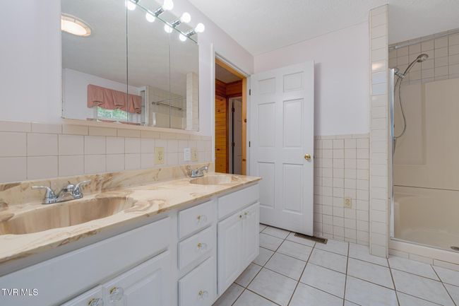 1867 Gentry Creek Rd, House other with 3 bedrooms, 2 bathrooms and null parking in Laurel Bloomery TN | Image 75