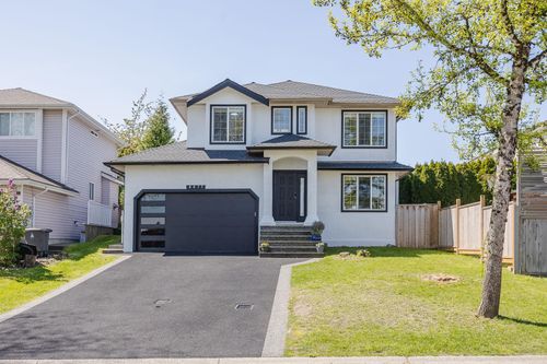 8077 169 St, Surrey, BC, V4N4Y6 | Card Image