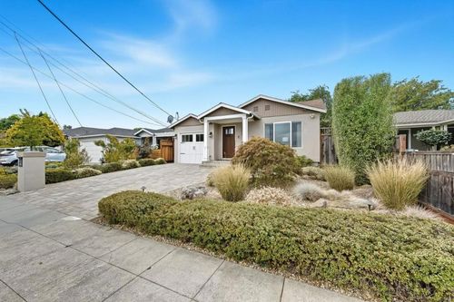1426 Chestnut St, San Carlos, CA, 94070 | Card Image