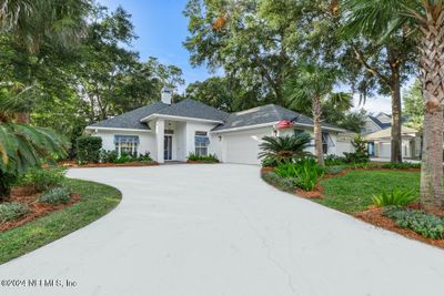 95269 Mackinas Circle, House other with 4 bedrooms, 2 bathrooms and null parking in Fernandina Beach FL | Image 2