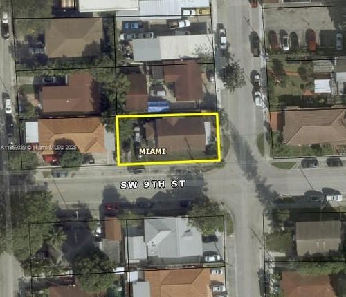 844 Sw 8th Ct, Miami, FL, 33130-3712 | Card Image