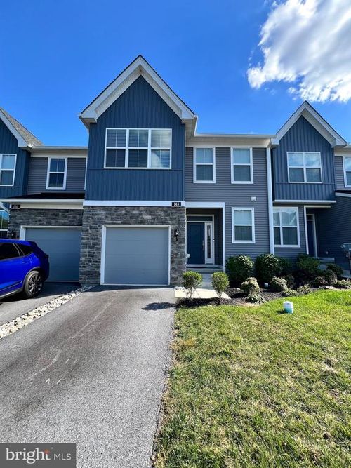 148 Ginkgo Ln, CHESTER SPRINGS, PA, 19425-3917 | Card Image