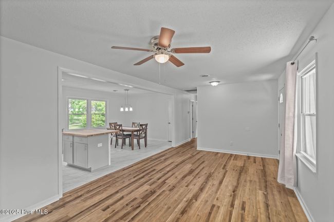 1292 Lake Cole Rd, House other with 3 bedrooms, 2 bathrooms and 1 parking in Midway Park NC | Image 10