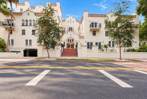 301-323 Navarre Ave, Coral Gables, FL, 33134-4266 | Card Image