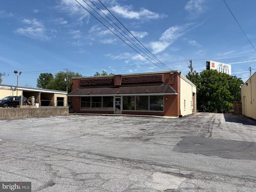1901 State St, CAMP HILL, PA, 17011 | Card Image