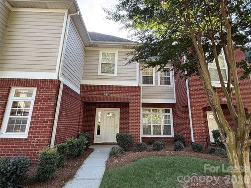 933 Central Park Cir, Davidson, NC, 28036-9310 | Card Image