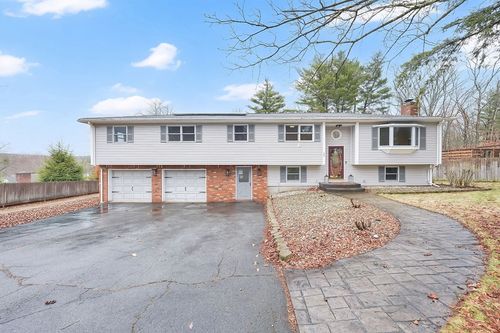 25 Fox Hill Rd, Ludlow, MA, 01056-1323 | Card Image