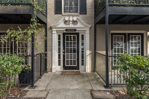 75-3529 Essex Ave, Atlanta, GA, 30339-5762 | Card Image
