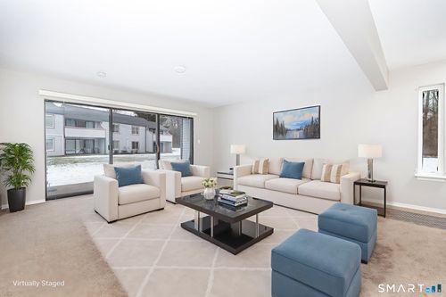 95-95 Candlewood Dr, South Windsor, CT, 06074-2612 | Card Image