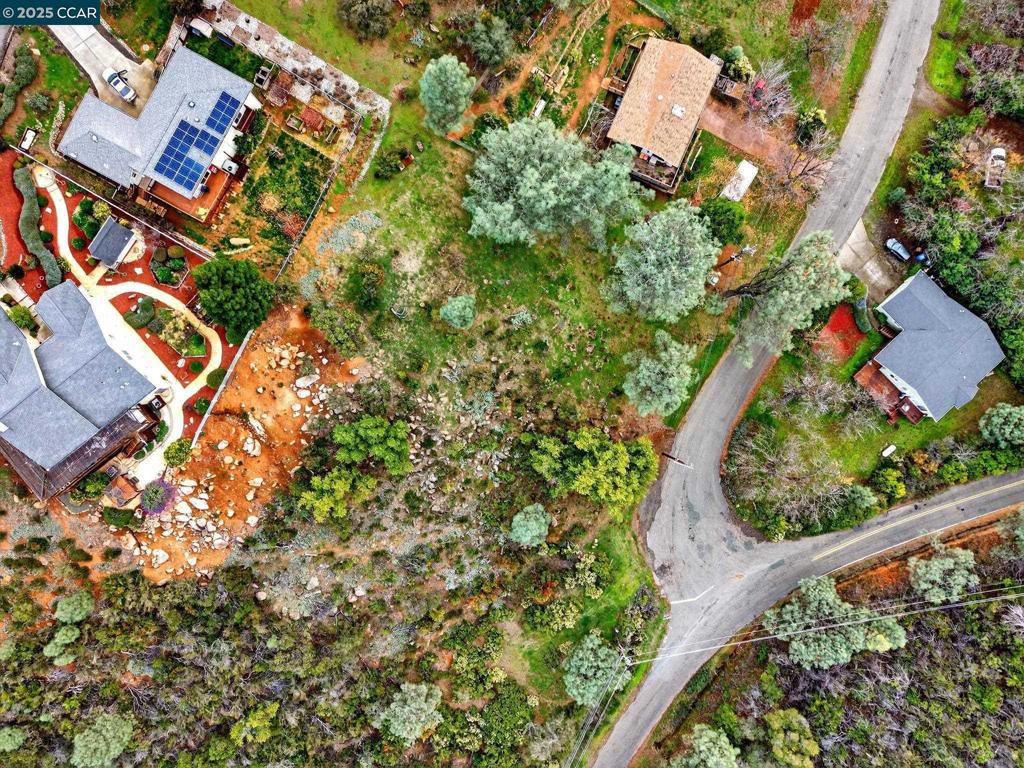 Land in Kelseyville