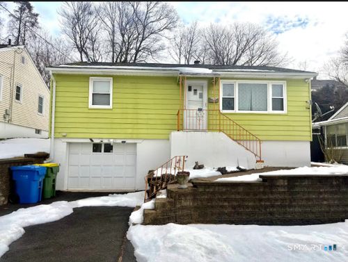 48 Gates Ave, Waterbury, CT, 06705-1535 | Card Image