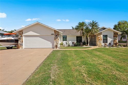17585 Taylor Dr, FORT MYERS, FL, 33908-4456 | Card Image