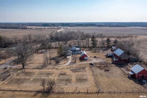 385 County Road 375 E Road, Sparland, IL, 61565-9575 | Card Image