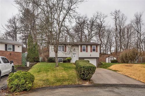 537 Green Haven Ct, Pittsburgh, PA, 15239-2345 | Card Image