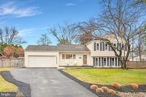 15020 Rocking Spring Dr, ROCKVILLE, MD, 20853-3639 | Card Image