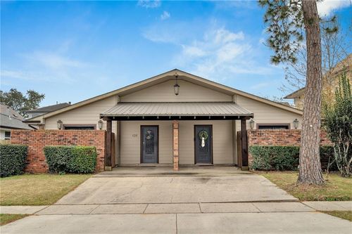 426 16th St, New Orleans, LA, 70124-1224 | Card Image