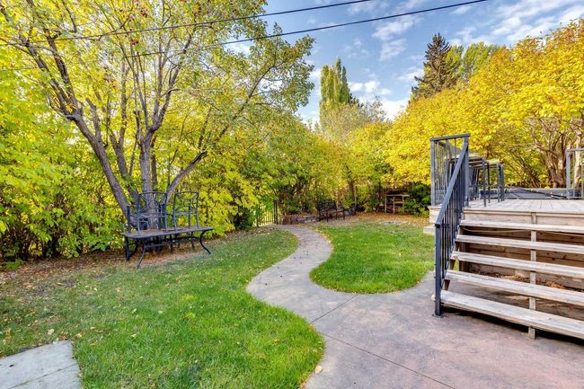 70 Mayfair Rd Sw, House detached with 3 bedrooms, 4 bathrooms and 3 parking in Calgary AB | Image 36