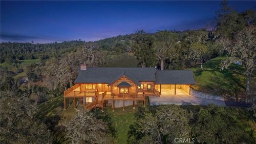 7190 Tres Vista Road, Paso Robles, CA, 93446 | Card Image