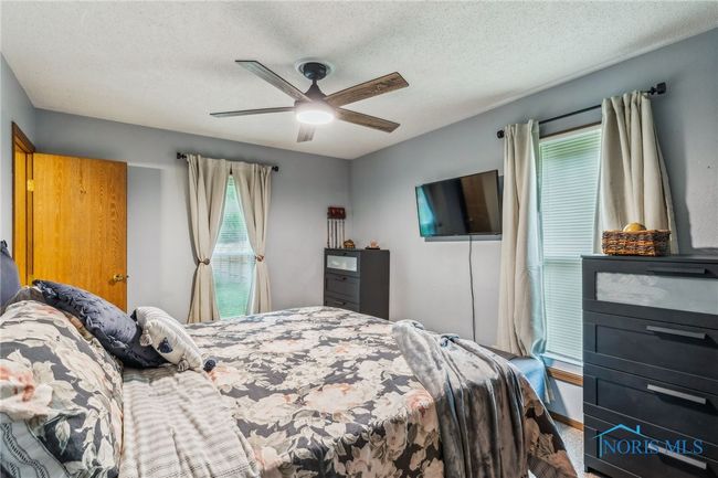 6727 Pelton Dr, House other with 3 bedrooms, 2 bathrooms and 2 parking in Whitehouse OH | Image 27