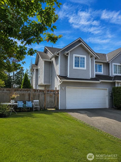 22 95th Dr Se, Lake Stevens, WA, 98258-3970 | Card Image