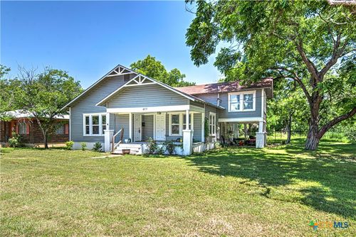 407 8th St, Moody, TX, 76557-3849 | Card Image