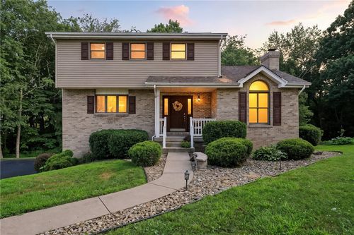 103 Sanger Dr, Beaver Falls, PA, 15010-9435 | Card Image