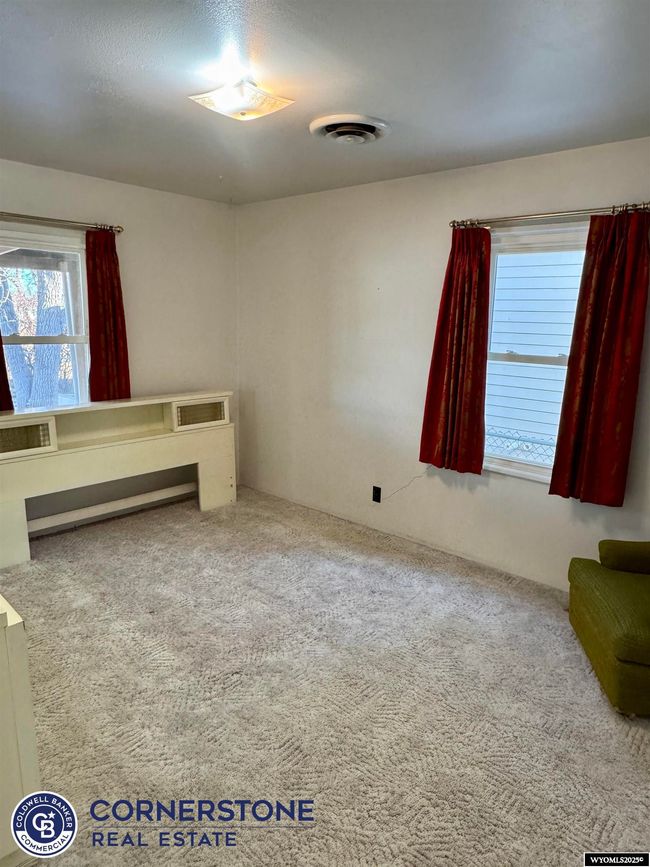 1819 S Washington St, House other with 3 bedrooms, 1 bathrooms and null parking in Casper WY | Image 13
