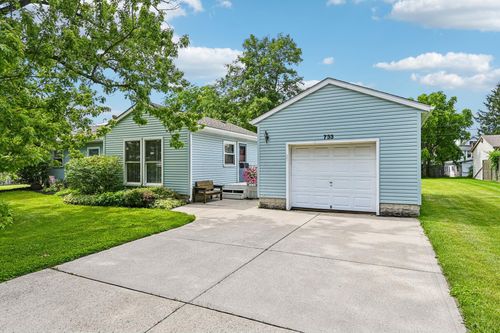 733 W 3rd St, Marysville, OH, 43040-1005 | Card Image
