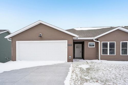 2463 Russell Ct, REEDSBURG, WI, 53959-9824 | Card Image