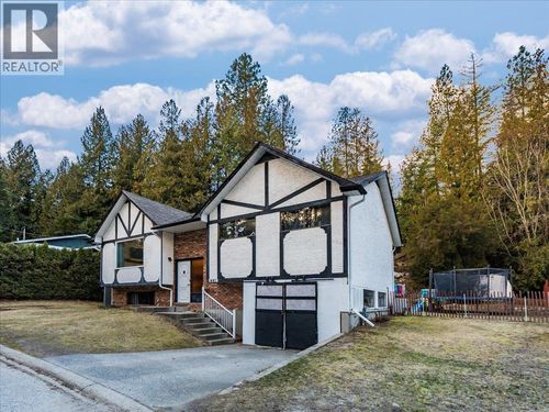 1441 Meadowbrook Drive, Castlegar, BC, V1L3L9 | Card Image