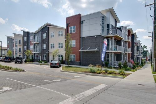 216-1118 Litton Ave, Nashville, TN, 37216-3733 | Card Image