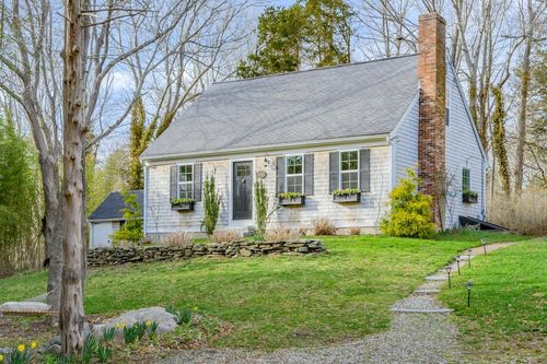 4332 Main St, Yarmouth Port, MA, 02675 | Card Image