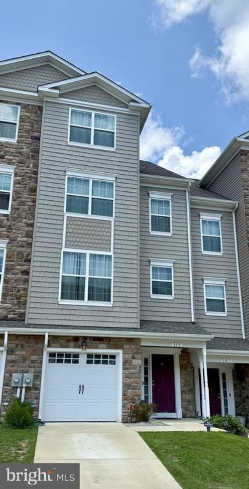 111 Clydesdale Ln, PRINCE FREDERICK, MD, 20678-3487 | Card Image