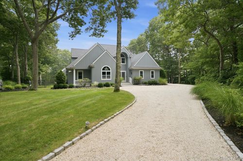 90 Lakeside Ln, Westhampton, NY, 11977-1239 | Card Image