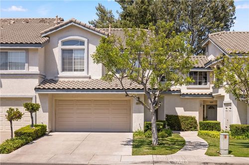 8035 E Treeview Ct, Anaheim, CA, 92808-1553 | Card Image