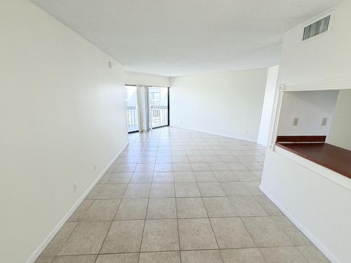 410-1750 N Congress, West Palm Beach, FL, 33401 | Card Image
