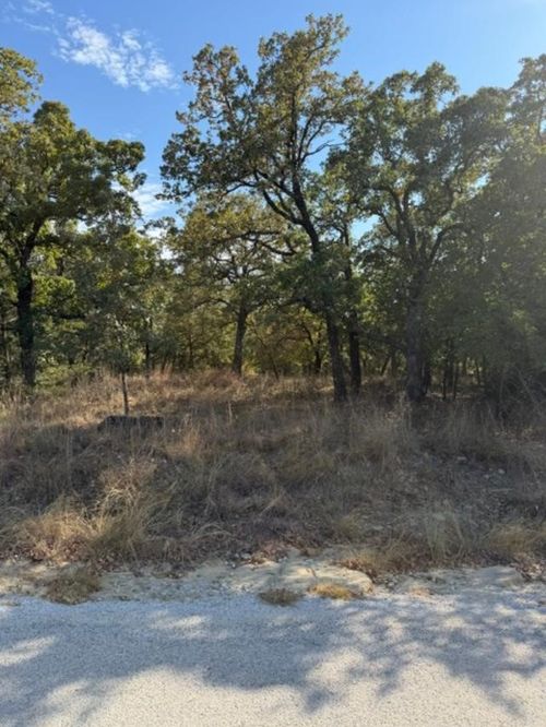 192 Cherokee Trl, Nocona, TX, 76255-9792 | Card Image