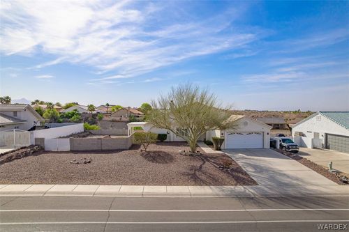 2096 Corwin Rd, Bullhead City, AZ, 86442-8795 | Card Image