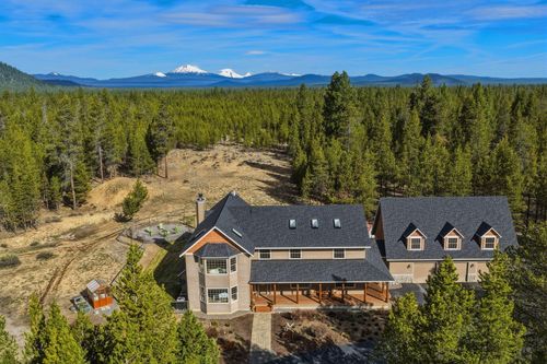 16905 Pleasant View Ct, Bend, OR, 97707-2513 | Card Image