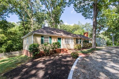 8840 Quaker Lane, House other with 3 bedrooms, 2 bathrooms and null parking in North Chesterfield VA | Image 3