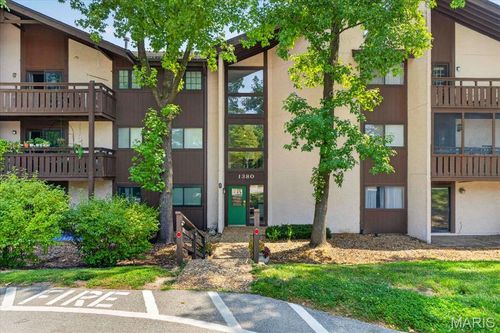 202-1380 Heritage Lndg, Saint Charles, MO, 63303-6156 | Card Image