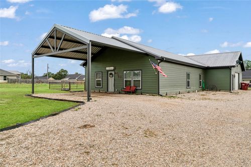 720 Todd St, Blossom, TX, 75416-2312 | Card Image