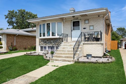7729 Normandy Ave, Burbank, IL, 60459-1021 | Card Image