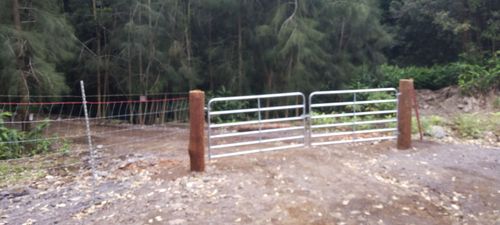 107-46-3821 Puaono Rd, Honokaa, HI, 96727-7060 | Card Image