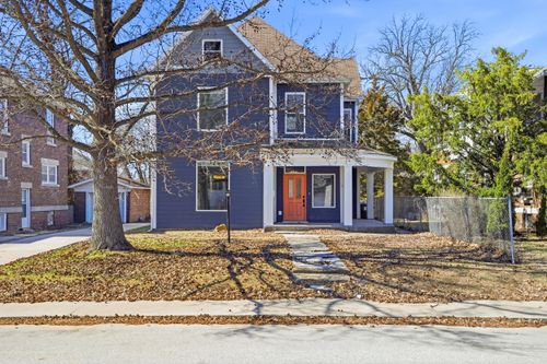 321 S 5th St, MOBERLY, MO, 65270-3439 | Card Image