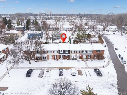 41272 Lehigh Ct, Northville, MI, 48167-3915 | Card Image