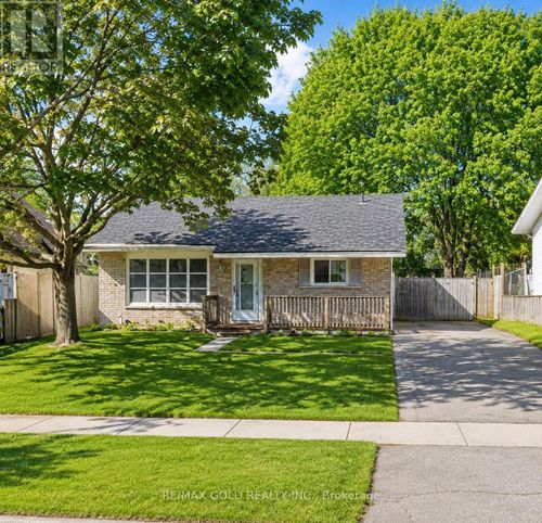 85 Williamsburg Rd, Kitchener, ON, N2E1K6 | Card Image