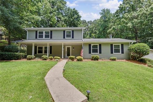 2570 Johnston Rd Nw, Kennesaw, GA, 30152-2391 | Card Image